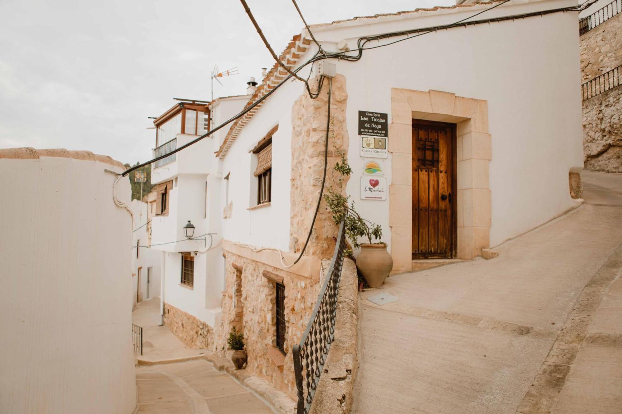 Casa Rural Las Tinajas De Naya Alcala del Jucar Luaran gambar